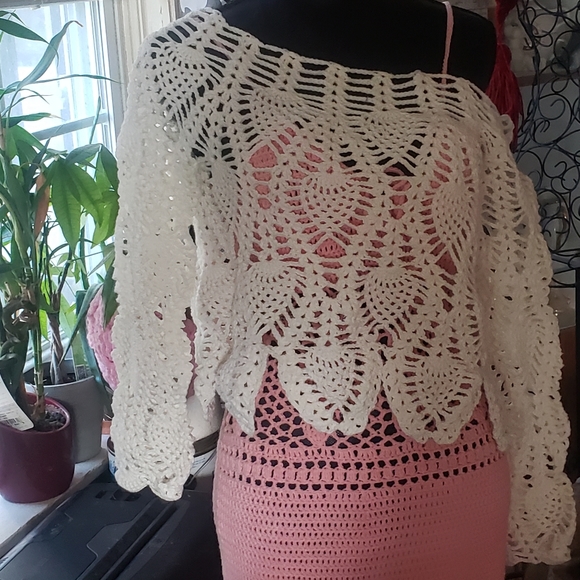 Handmade crochet summer clothing - Picture 10 of 16